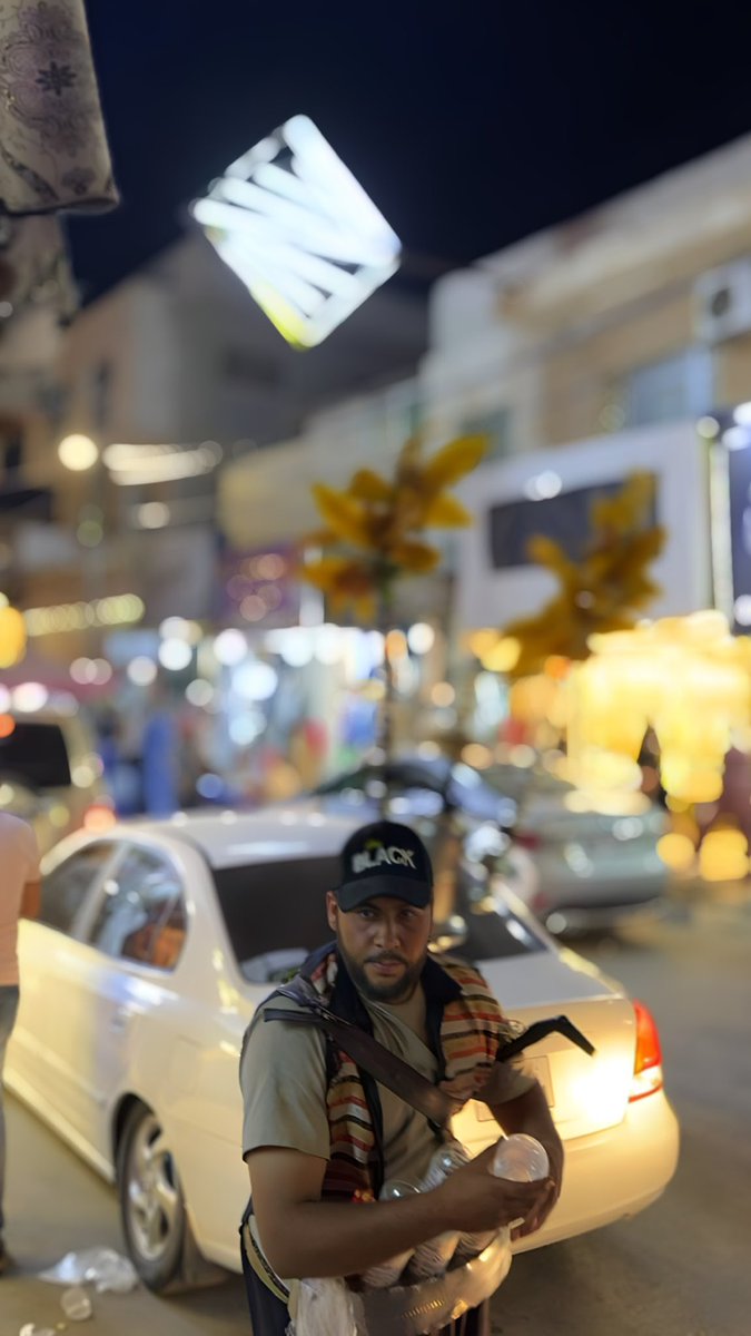 🌸🍃

عن مناوي غاية النّفس تقنعك السنِين 
ما صفت عوج الليالي و لا دامت لأحد 

┄┉❈❥❀(«🌹»)❀❥❈┉┄

 #السعودية #الحدث #الأردن #تصويري📸