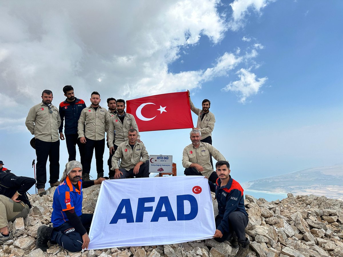 vanafadspor's tweet photo. #VanAfad #VanAfadSporkulübü #Dağcılık #DağYürüşü #hiking #mountainmission #ArtosDağı https://t.co/9WPWUFLNao