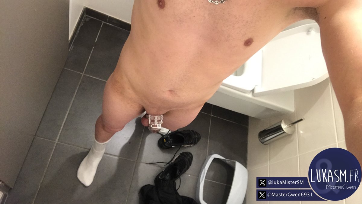 LukaMisterSM's tweet photo. Feeling the heat today 🔥 Locked in chastity, sweating buckets in my Nike TNs and Sket socks at the mall toilet 😅 #GayFetish #SweatLovers #NikeTNSocks #Chastity #Exhibitionist #PublicExposure #GayBoy #GayMen
@GayChastityRTs @MisterSmWebSite @FagObjekt https://t.co/51A1XvwckM
