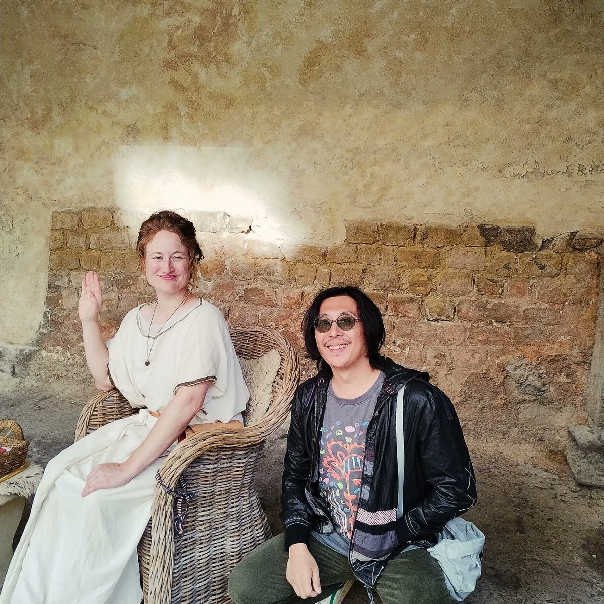nemo1ro's tweet photo. 古代の風呂場で古代の人と
Bath in the Uk.
#bath #romanbath #バース #仕事 #イギリス #uk #優里 #vaundy #YOASOBI #藤井風 #風呂 #ローマ #サウナ #SSW #イエモン #米津玄師 #井上陽水 #ASKA #安全地帯 #奥田民生 #玉置浩二 #ローマ時代 #official髭男dism #エゴラッピン #邦ロック #椎名林檎 https://t.co/ccY3Skqh8f