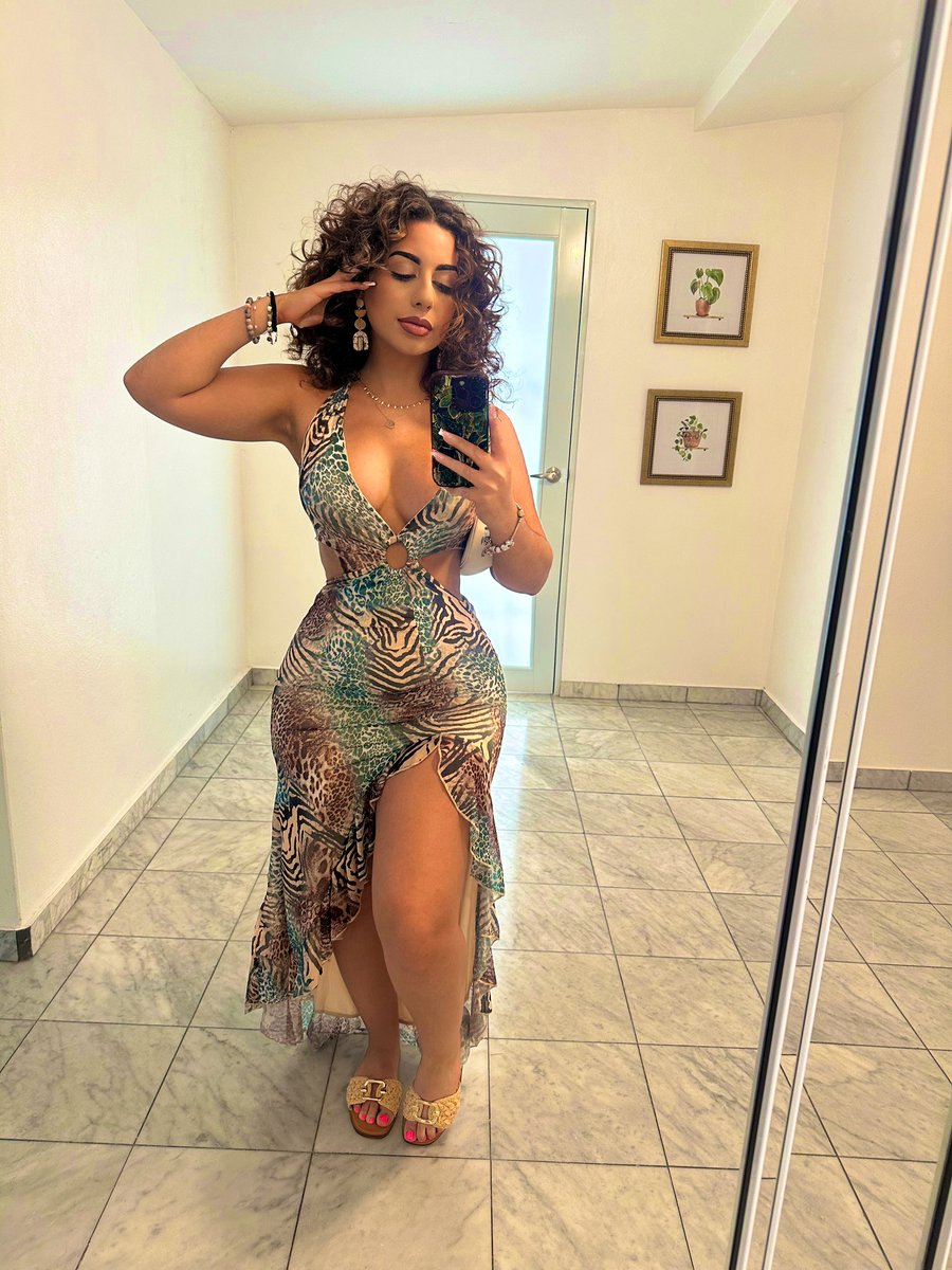 briannajadexo's tweet photo. its my 28th birthday all week 🇵🇷🥂 https://t.co/SowUdpe227