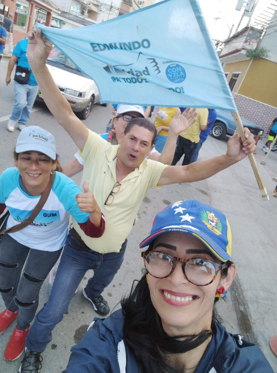 KellyParedesAD's tweet photo. #18Julio con la caravana del Voto en #Charallave seguimos trabajando por la Venezuela que todos queremos.
Vamos este #28julio con @EdmundoGU en la tarjeta de la #Unidad 
@ADemocratica 
@ADOrganizacion_ 
@ADMirandaCES 
@PieroMaroun 
@secfemeadm55540 
@samacmirmc https://t.co/NERzfNZNsQ