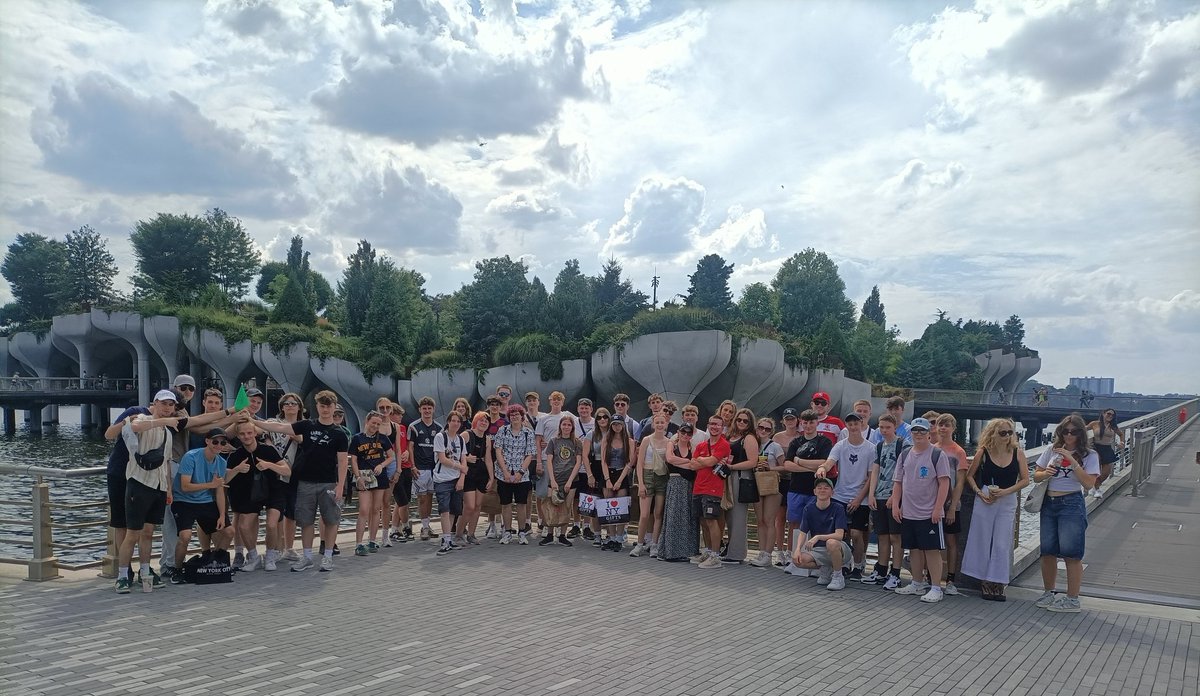 LHSSixthForm's tweet photo. We then made our way to the Meat Packing District to visit Little Island and then walked the High Line https://t.co/DOr77koQY5