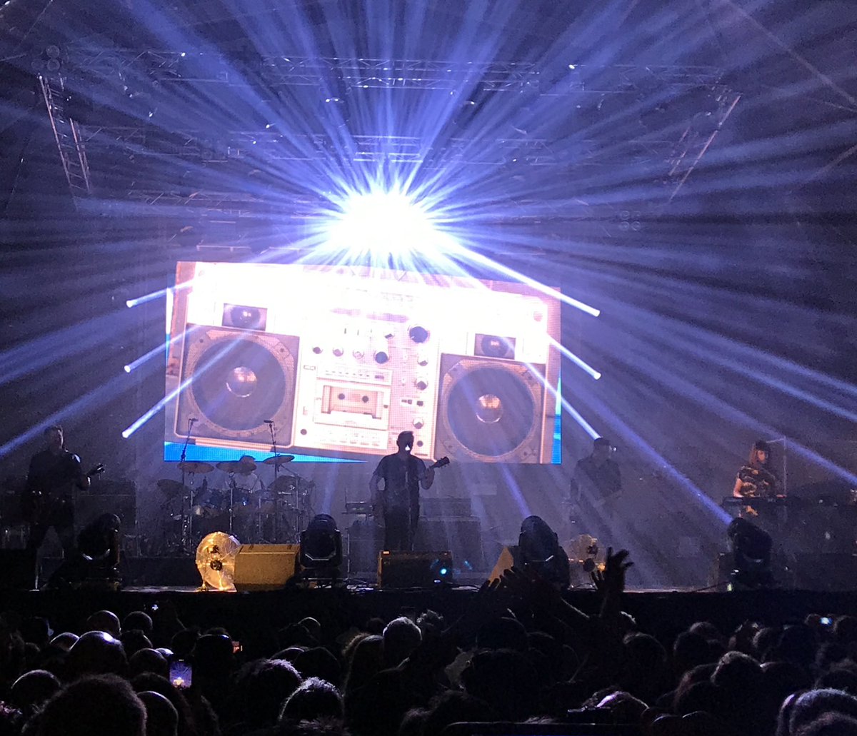 Mart Hoskins tweet media