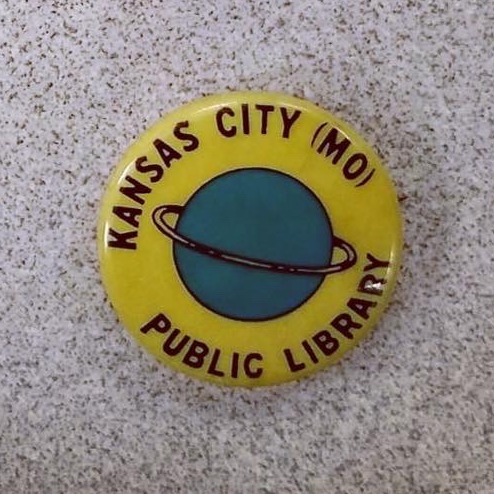 KCLibrary's tweet photo. 50 years ago Summer Reading participants you got a snazzy button!
Learn more about this year's #kcSummerReads celebrating #kcLibrary150, and current prize offerings at https://t.co/Cao20gXK6u.
#ThrowbackThursday #TBT https://t.co/Idmad2nHsM