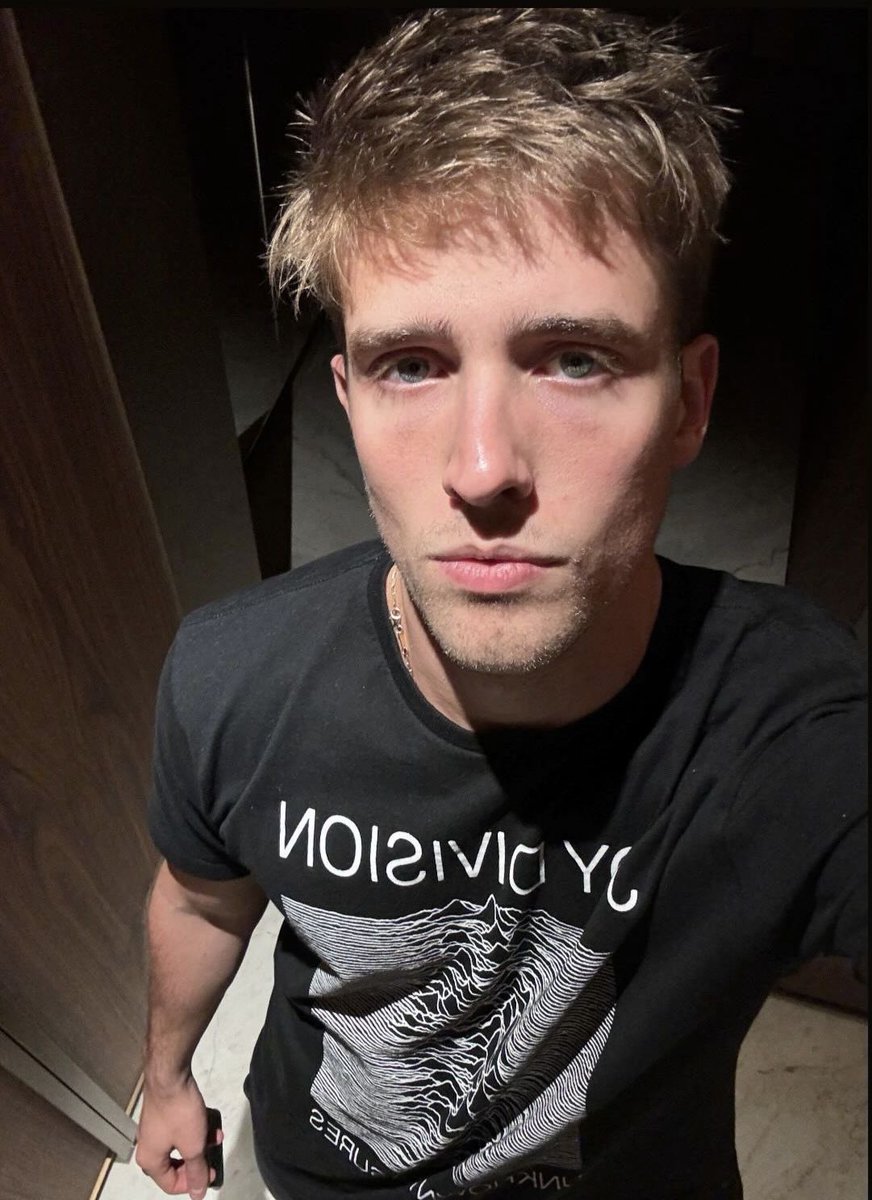 @𝗰𝗹𝗮𝗻𝗰𝗮𝘀𝘁𝗲𝗿 𝗼𝗻 𝗜𝗻𝘀𝘁𝗮𝗴𝗿𝗮𝗺 𝘀𝘁𝗼𝗿𝗶𝗲𝘀: