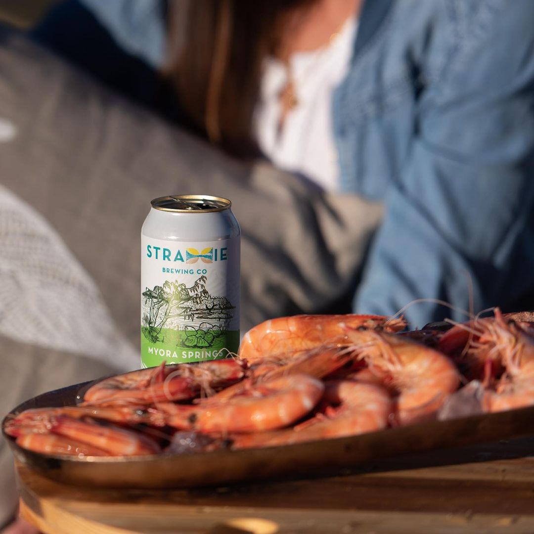 NorthStraddieIs's tweet photo. Sand, snacks, and sips. Your beachside essentials are sorted here at #Straddie 🩵🌀✨

📸 IG/@ststradbroke, @stradbrokehotel, @straddiebrewing https://t.co/a0K8XivDS2