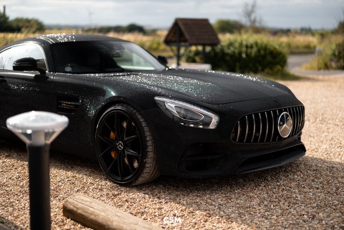 Oooofffff my car is so sexy 🤤🤤🤤 thanks to Charlie for these photos taken at #caffineandmachine last weekend<a href="/tag/caffineandmachine"class="tags"><span>#caffineandmachine</span></a><a href="/tag/blackcrystalamg"class="tags"><span>#blackcrystalamg</span></a>