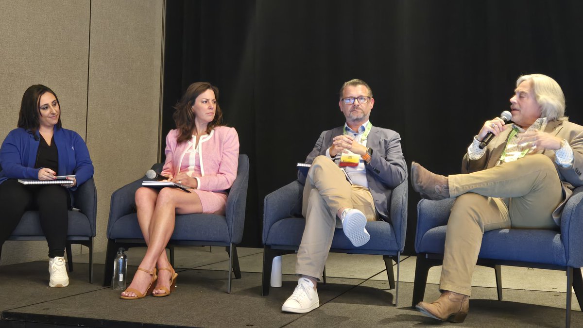 SantiagoCorrada's tweet photo. Honored to have been part of the panel, "From Local Minds to Global Meetings: Using Intellectual Capital for Event Success," at the annual @destintl conference. We delved into how leveraging local knowledge can transform communities and elevate event experiences. #diac24 https://t.co/ixxYk86K8y