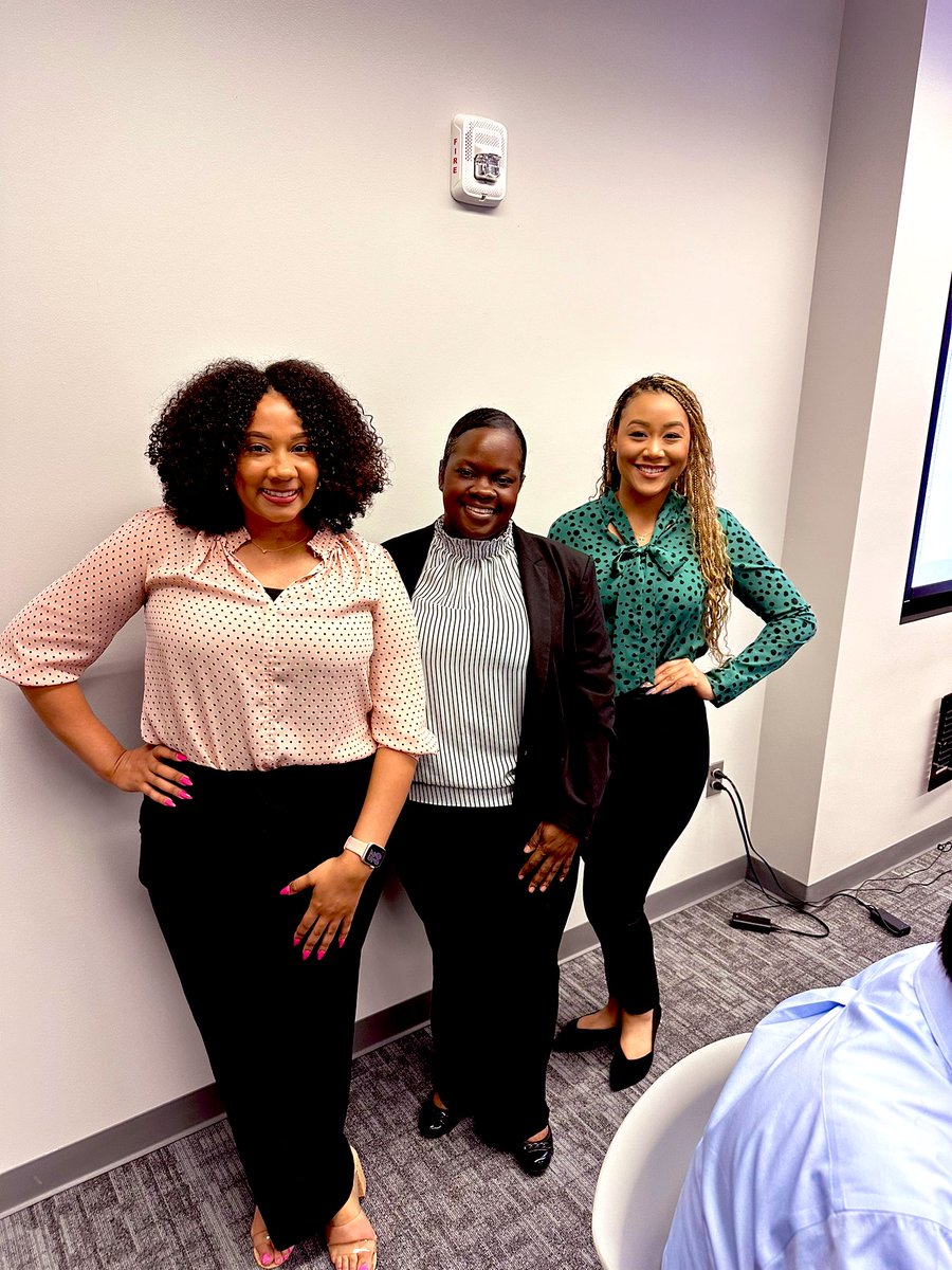 MsCTaylor_'s tweet image. My first year as an AP at Hot Topics🔥Great information to help us lead the campus to success‼️ #humbleisd #shinethelight💡I am pumped 💪🏽 @MsTTheEducator