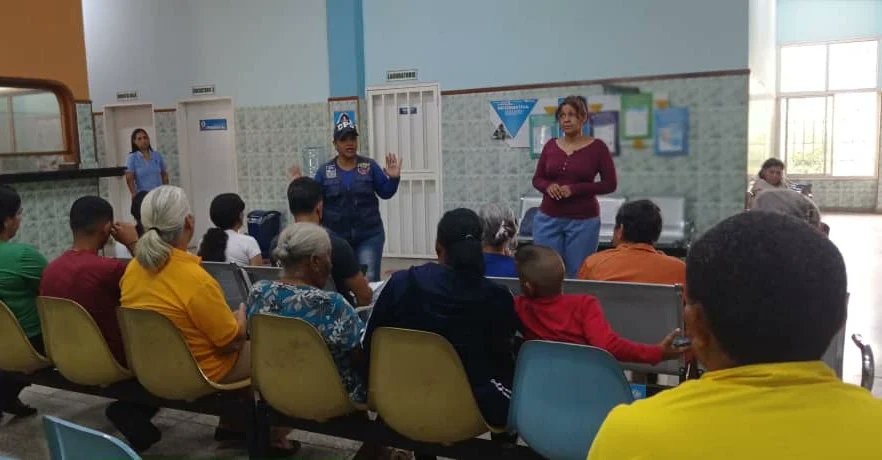 #18Julio| en el municipio Caroní, se desarrolló  conversatorio dirigido a los presentes en la sala de espera del Módulo asistencial Gran sabana sobre la importancia que tiene la armonía y unión familiar lo cual es generado a través de una buena relación y comunicación