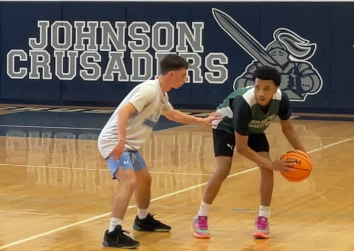gmchoops's tweet photo. Photos from the action in South Plainfield’s 50-35 victory over A.L. Johnson at the Tri-County Summer League in Clark on Wednesday night.  #njhoops #gmchoops #sphshoops #summerleague #summerhoops @SP___Basketball @aljsports https://t.co/6CkweO6Zkw