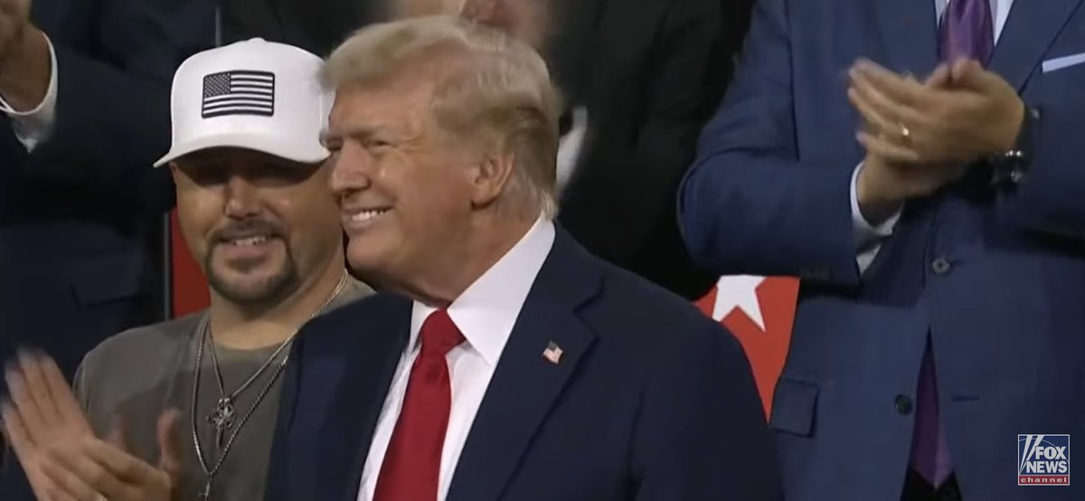 GrahamAllen's tweet image. Donald Trump is sitting next to JASON ALDEAN🔥🔥🔥