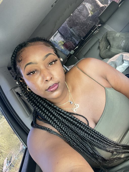 Muahh 👄 https://t.co/bbJCZdHfQL<a href="/tag/mvsales"class="tags"><span>#mvsales</span></a>
