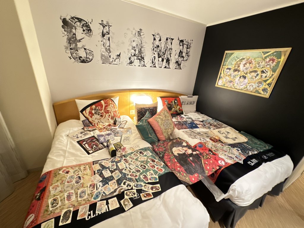 CLAMP展コラボルーム