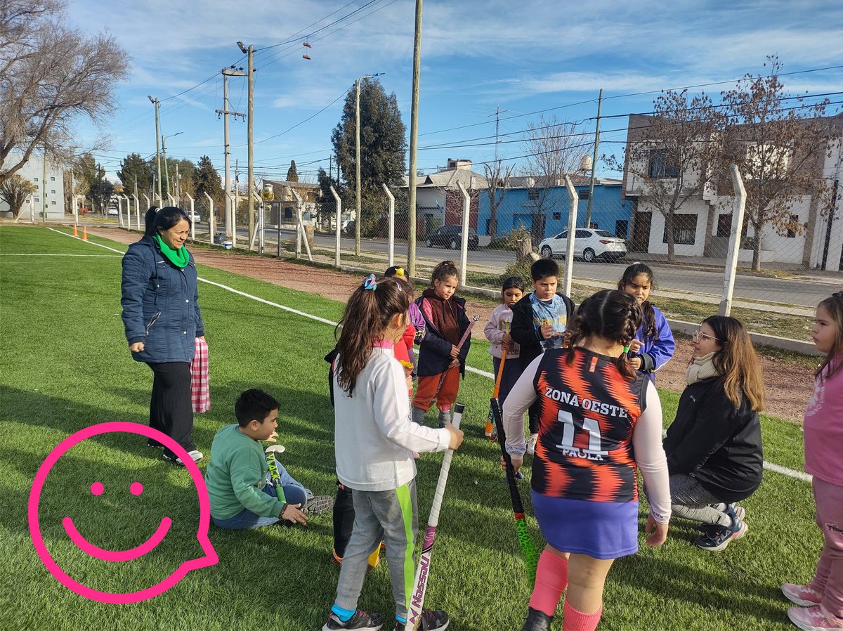 DDHH_RI_CI's tweet photo. YO ELIJO CUIDARME EN LOS CAMPUS DEPORTIVOS ❄️
🙌 Hoy finalizamos los talleres de Prevención de #ConsumosProblematicos en los #CampusDeportivos Municipales 2024.
#PrevenirEsSalud
Secretaría de DDHH, Rel. Institucionales y Coop. Internacional
Municipalidad de Neuquén https://t.co/lTdJMuQpX5
