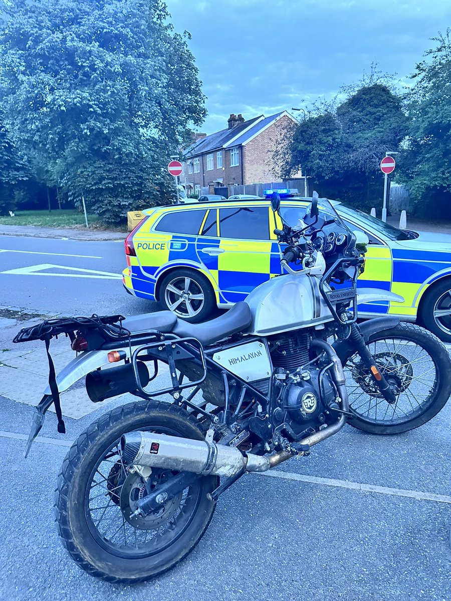 BCH Road Policing Unit (@roadpolicebch) on Twitter photo Team D South RPU
Two stolen motorcycles recovered this morning in <a href="/bedspolice/">Bedfordshire Police</a> area, one had been stolen from <a href="/WatfordPolice/">Watford Police</a> less than 30 minutes before!
Grateful to <a href="/NPASSouthEast/">NPAS South East Region</a> & <a href="/BCHPoliceDogs/">BCH Police Dogs</a> for their assistance!
•411250 et al Team D South RPU
Two stolen motorcycles recovered this morning in <a href="/bedspolice/">Bedfordshire Police</a> area, one had been stolen from <a href="/WatfordPolice/">Watford Police</a> less than 30 minutes before!
Grateful to <a href="/NPASSouthEast/">NPAS South East Region</a> & <a href="/BCHPoliceDogs/">BCH Police Dogs</a> for their assistance!
•411250 et al