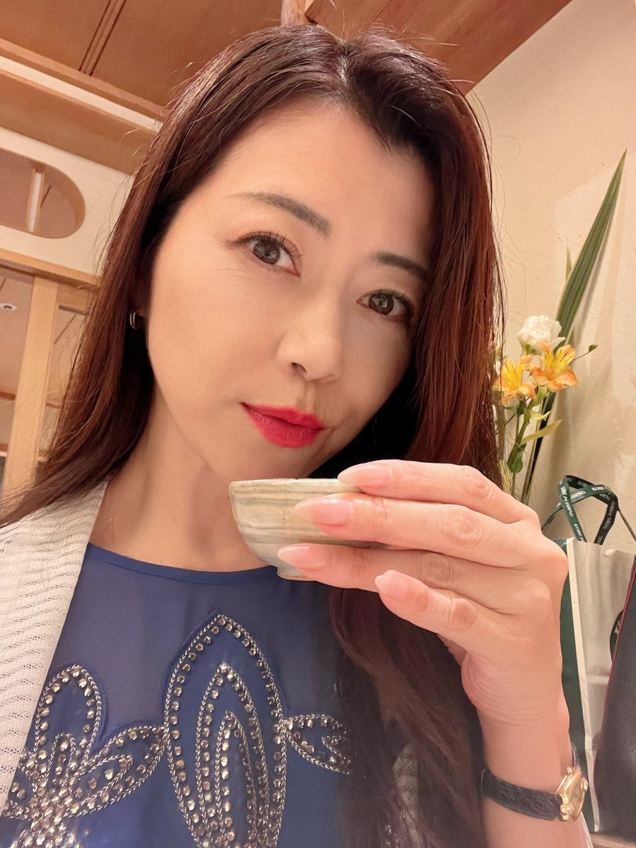 昨夜の🍶🍶🍶🐟
ごちそうさまでしたー♪
小ぶりの向日葵きれいでした^_^ https://t.co/KUShBwzVTU