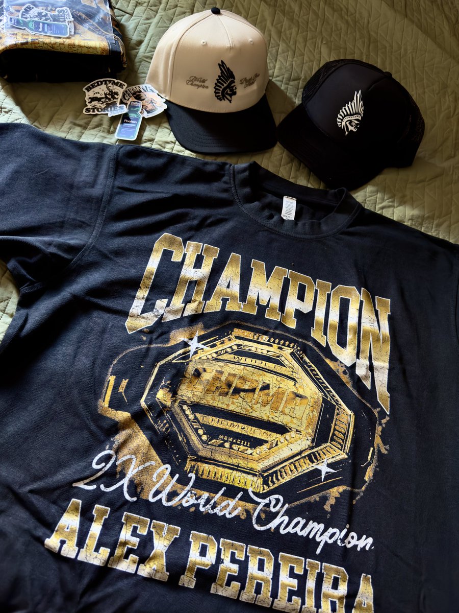 GoodJobVinny's tweet photo. Bought my nephew and I matching Tees and accessories of the legend @AlexPereiraUFC 
#ProntoParaMatar #ReadyToKill #Chama 🗿👊 #UFC300 #UFC303 https://t.co/UiFg2foEEL
