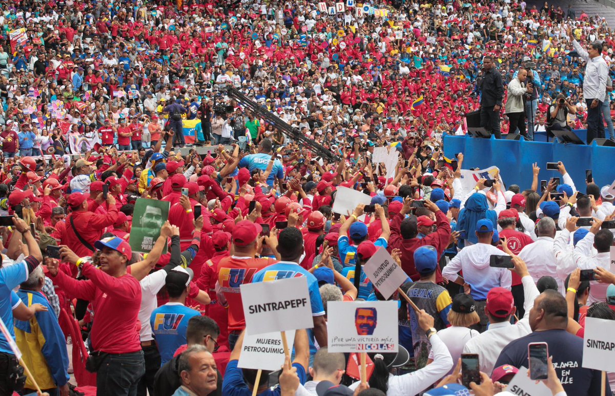 La poderosa clase trabajadora petrolera, gasífera y petroquímica acompaña a nuestro Pdte. <a href="/NicolasMaduro/">Nicolás Maduro</a> en su lucha por la paz, la estabilidad y la recuperación económica de Venezuela, con la certeza y la confianza de que, solo bajo su gobierno, el bienestar y la prosperidad