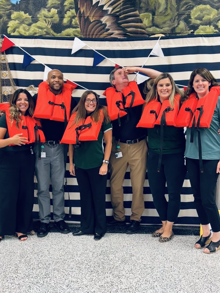 Looking forward to the year ahead with this <a href="/FrankWCoxHS/">Frank W. Cox HS</a> Falcon team! 💚💛