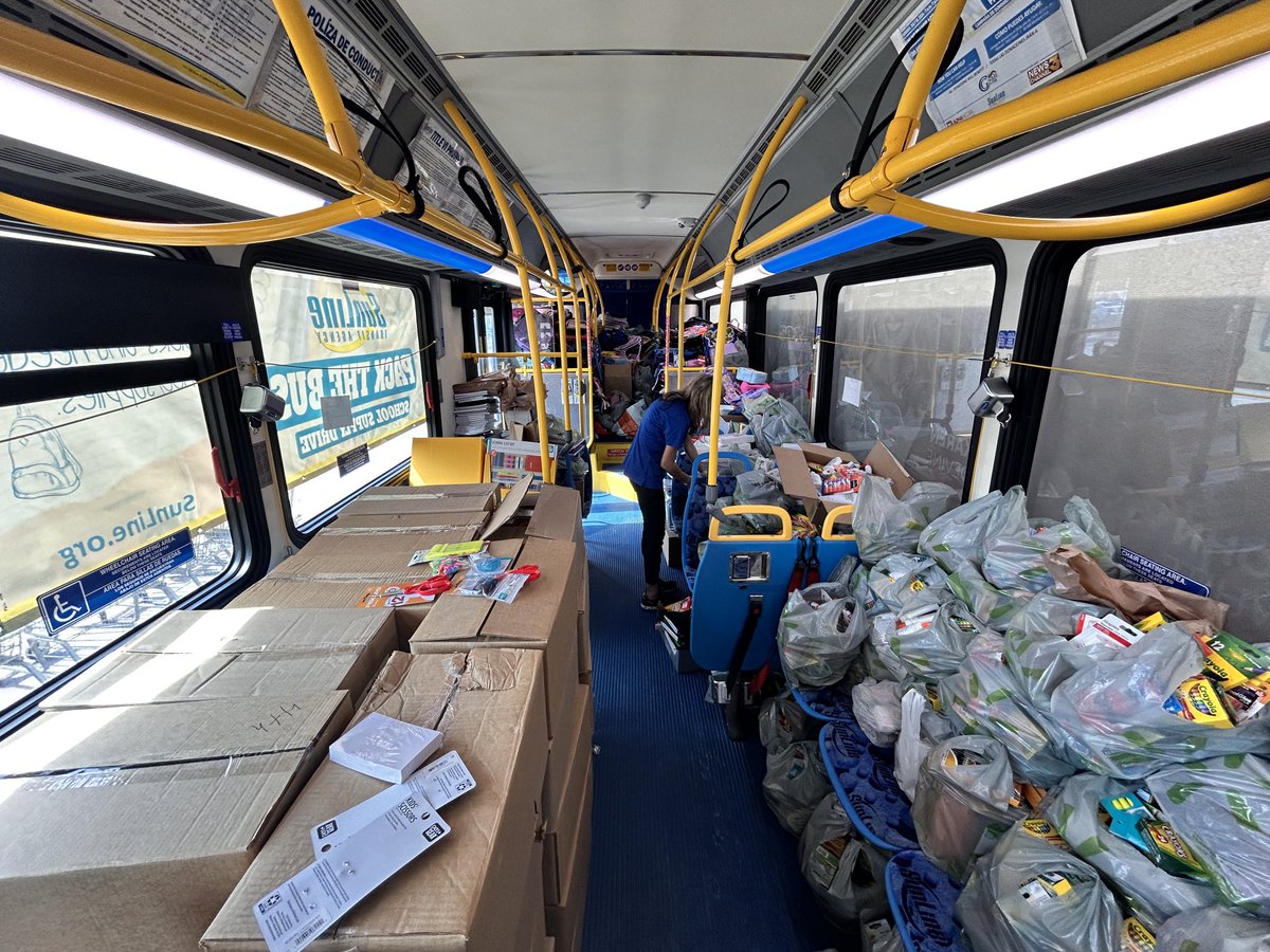 Tarp1969's tweet photo. We are here at the Walmart on Monterey @KESQHaley is Live as we #PackTheBus with @SunlineTransit Backpacks and school supplies are needed @KESQ https://t.co/d5BZSJMmQG