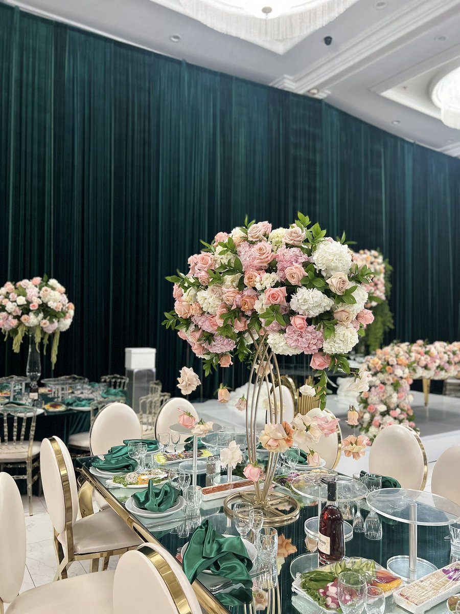 SebasFlowers's tweet photo. Gorgeous flower for wedding centerpiece https://t.co/icPl2dYXQt