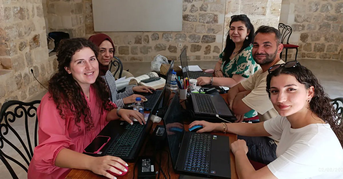 mustafa_artar's tweet photo. Mardin Eğitimi devam ediyor.
Sona yaklaşıyoruz. Cumartesi günü üretilen projeler kamu yöneticileri ile paylaşılacak.
#PemderAkademi #Tubitak2237Mardin #PEMDER
@pmdernek https://t.co/A8Kj2631z7