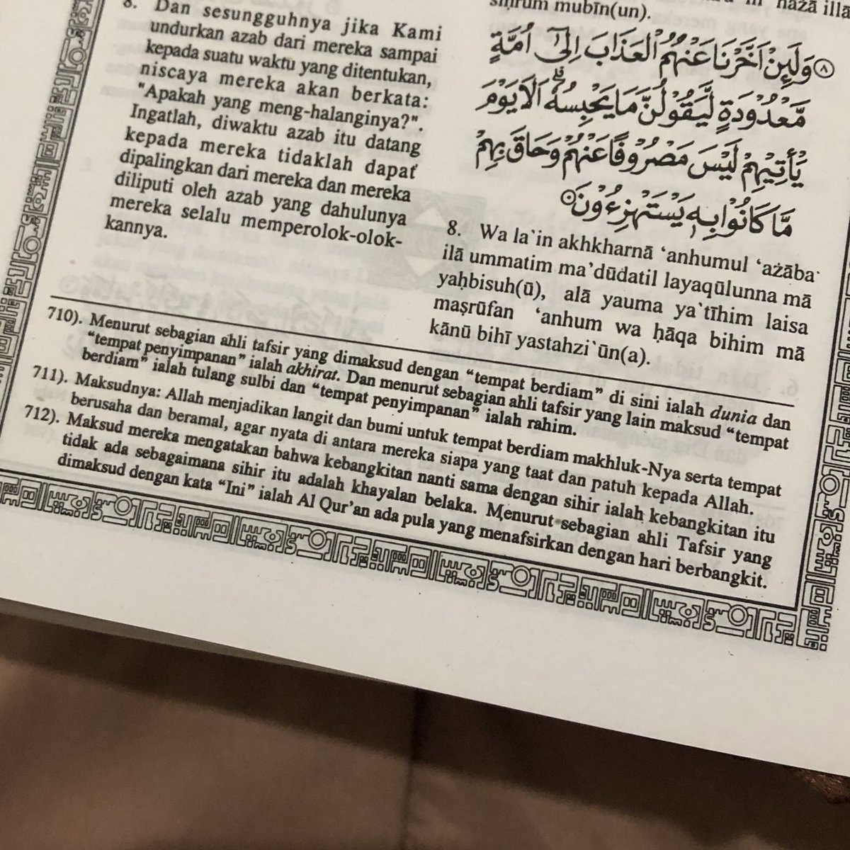 Never open my quran so fast somehow ngingetin aku sama frozen 2 bahwa water holds memory.

Mau lewat distilasi berapa kali, mau berapapun usia airnya dia ternyata menyimpan ingatan akan siapapun &amp; apapun yg pernah kontak sama dia.

Whew merindink 🥹