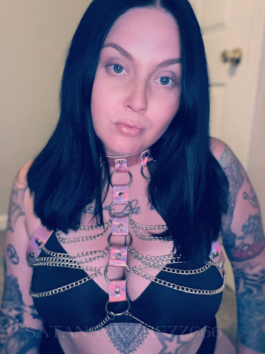 RT if you’d let me USE you for my entertainment 😈