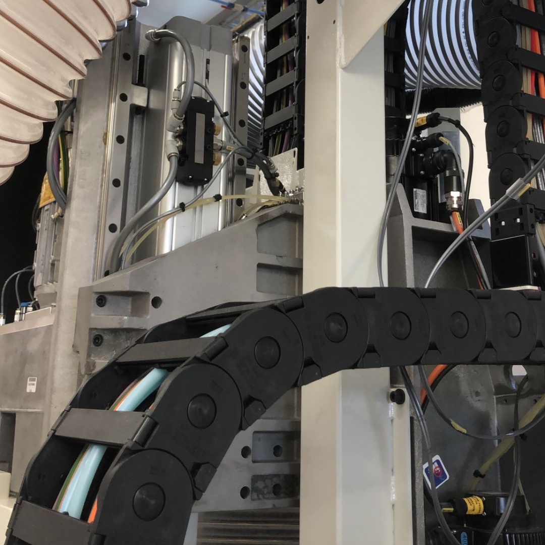 emacoustics's tweet photo. #TalesFromTheFactory

THE POWER OF TWO

Great news this week amidst the blue skies of the Surrey Hills.

Our second CNC machine has arrived, and installation is nearly complete. It's a beauty; a shiny new SCM Accord 25 fxm.

#Manufacturing #AVTweeps #ProAV #EMAcoustics #CNC https://t.co/dSNxzdIEn5