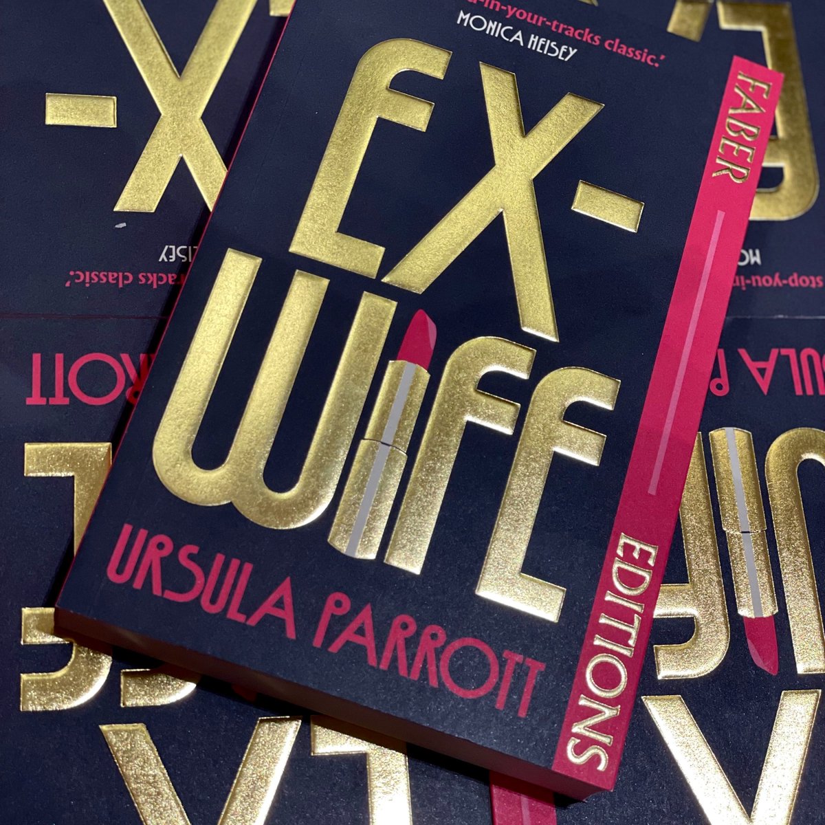 Waterstones tweet media