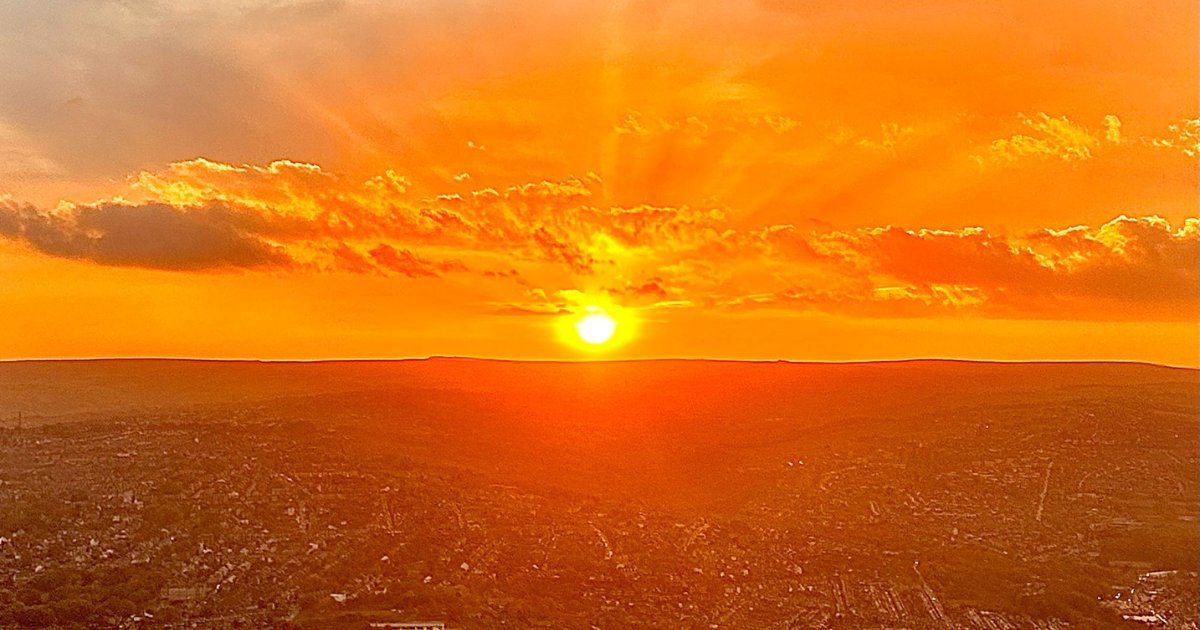 Yorkshire Air Ambulance tweet media