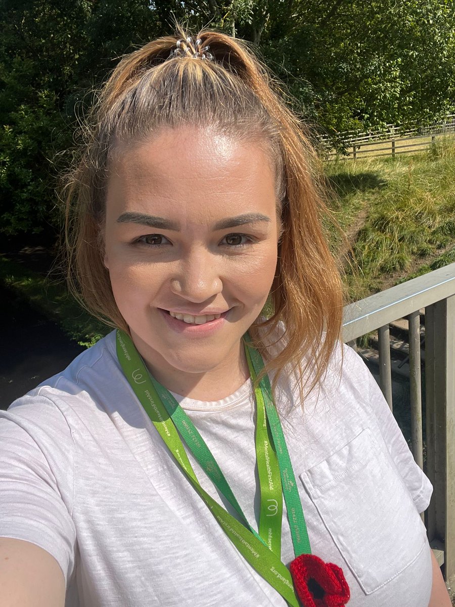 Sophie &amp; Nicola from Staying Well went down to Cromwell Bottom for the first monthly gathering
Come join us every 1st Thursday of the month 2-2.30pm
Access Bus limited availability from Rastrick &amp; Brighouse
#StayingWell #CromwellBottom #AccessBus #CommunityGathering #LocalSupport