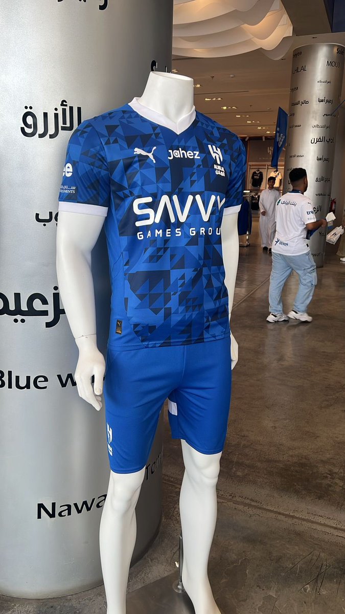 🚨🚨🚨🚨🚨🚨🚨🚨🚨🚨🚨

سحب على ثلاث تشيرتات الجديده لـ نادي الهلال والشروط بسيطه جدًا

- رتويت
- متابعتي + متابعة <a href="/Mjeed9ii/">بن عُويمر .</a> 

⚠️ السحب بعد ثلاث ايام والطقم بختيار الفائز 

🔵🔵🔵🔵🔵🔵🔵🔵🔵🔵🔵🔵