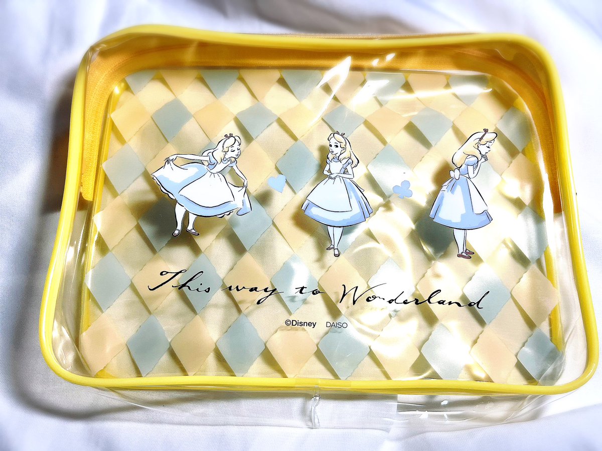 alisky_ryi's tweet photo. ちょ!ちょ!ちょ〜))))))💛
黄色だしー💛
Aliceだしー💛
今日 #DAISO で出会った😍💛
かわいい"(∩>ω<∩)"!!!!!
迷わず!購入♡♡
ビニールポーチに何入れよう(*´艸`)💛
#yellowcorner
#Alice https://t.co/JxH4OMdJGi