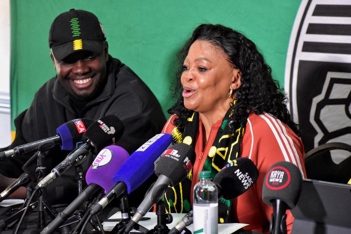Nomvula Mokonyane tweet media
