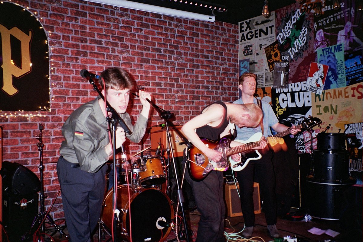 Slinky Malinky (@slinkmalinky) on Twitter photo CARDIFF. TONIGHT.
We're performing at <a href="/TheMoonCardiff/">The Moon Cardiff 🎟️SUPPORT YR LOCAL MUSIC VENUE</a> tonight (02/08) supporting <a href="/zacandthenewmen/">Zac and The New Men</a> with The Brass Bambees.
7pm. Free Entry. See you there.
📸 - <a href="/robisalright/">rob</a> CARDIFF. TONIGHT.
We're performing at <a href="/TheMoonCardiff/">The Moon Cardiff 🎟️SUPPORT YR LOCAL MUSIC VENUE</a> tonight (02/08) supporting <a href="/zacandthenewmen/">Zac and The New Men</a> with The Brass Bambees.
7pm. Free Entry. See you there.
📸 - <a href="/robisalright/">rob</a>