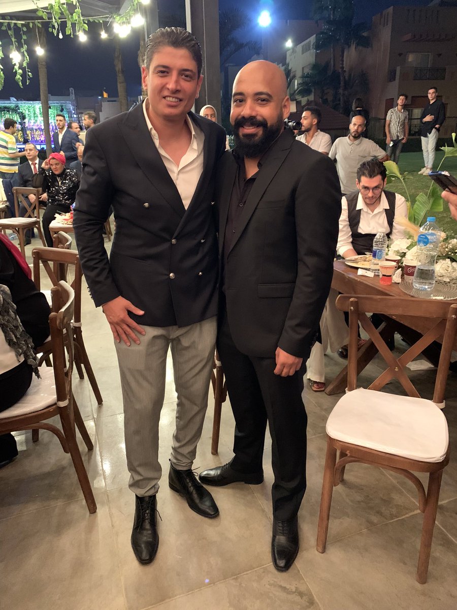 اخويا وصاحبى وحبيبى وشريك النجاح والاحلام .. مش قادر اصدق يا فتحى .. كنا بنحلم بحاجات كتير اوى نعملها الفتره الجايه .. اللهم لا اعتراض .. اقرولهم الفاتحة وادعولهم
#فتحى_اسماعيل