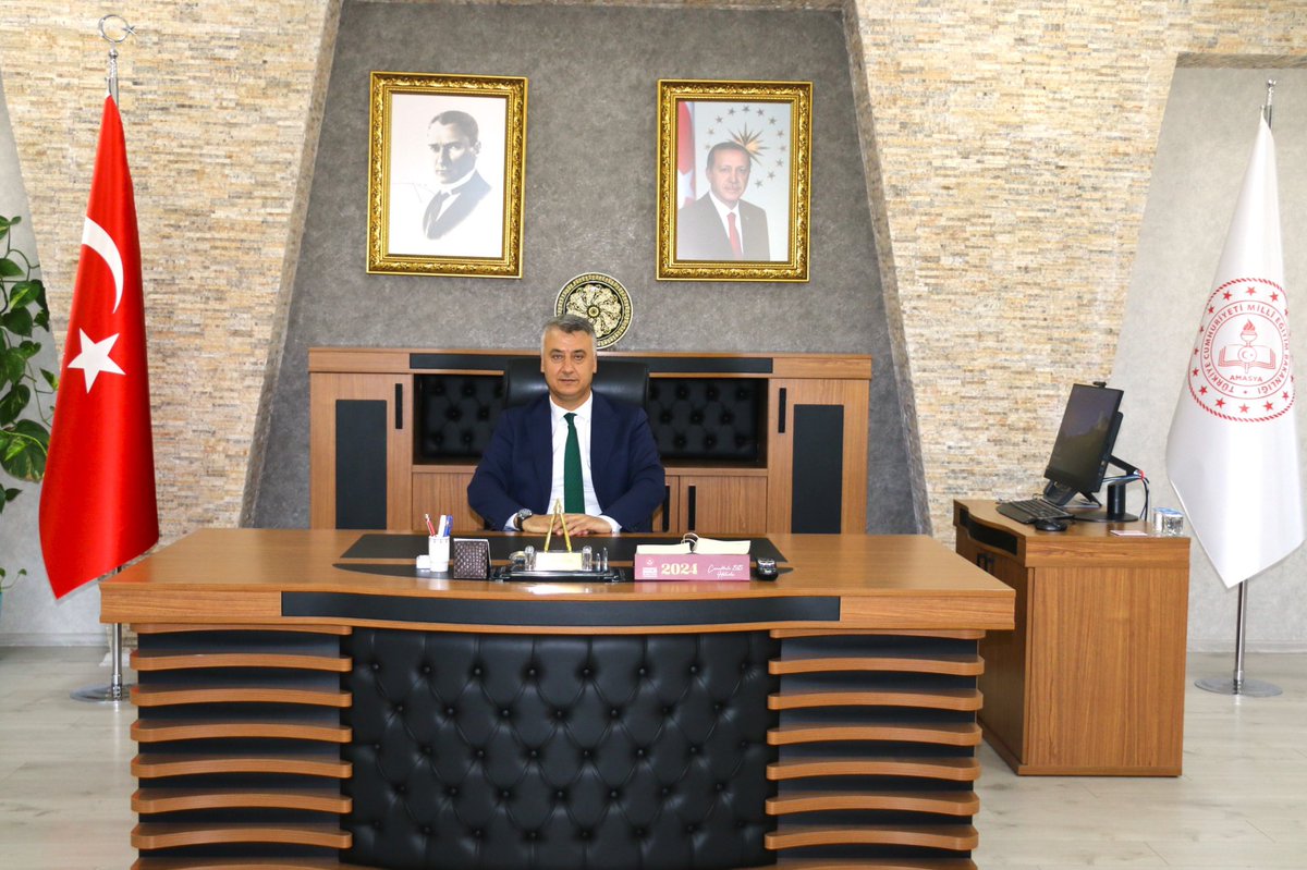 Milli Eğitim Bakanımız Sayın Prof.Dr.Yusuf TEKİN’in takdir ve tensipleri ile görevlendirildiğim Amasya İl Milli Eğitim Müdürlüğü görevime bugün itibari ile  başlamış bulunmaktayım.
Rabbim hayırlı ve güzel işler yapmayı nasip eylesin.
<a href="/Amasyamem05/">Amasya İl Millî Eğitim Müdürlüğü</a>