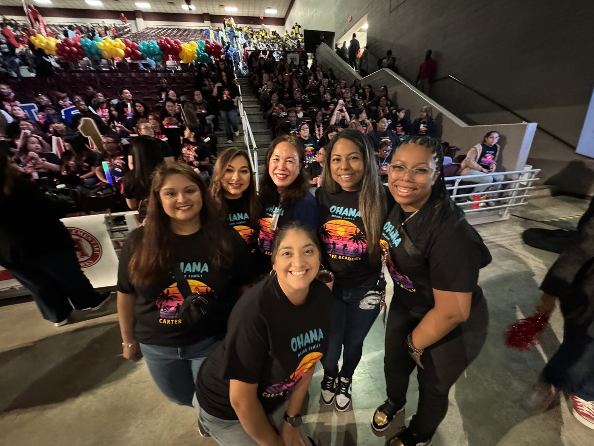 Ms. Puente (@mspuenteteaches) on Twitter photo OHANA means Family! 🌺 #OneTeamOneFamily #HearCarterGROWL <a href="/Carter_AISD/">Carter Academy</a> <a href="/SADubberke/">Scott Dubberke</a> <a href="/CindyBuentello5/">Cindy Buentello</a> <a href="/AldineISD/">Aldine ISD</a> OHANA means Family! 🌺 #OneTeamOneFamily #HearCarterGROWL <a href="/Carter_AISD/">Carter Academy</a> <a href="/SADubberke/">Scott Dubberke</a> <a href="/CindyBuentello5/">Cindy Buentello</a> <a href="/AldineISD/">Aldine ISD</a>