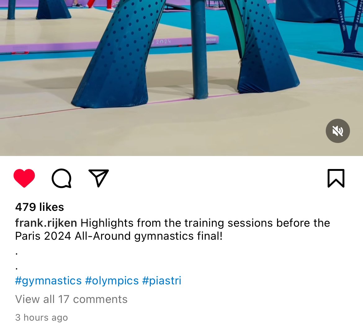 landoscar81's tweet photo. his latest post with the #piastri 😭 https://t.co/YmYGb9jNXO