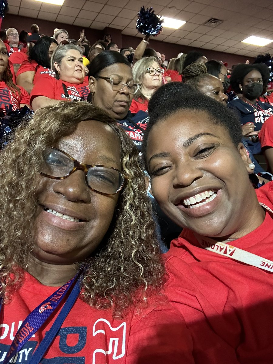 Zelda_Morgan's tweet photo. #AldineImpact, #convocation24 https://t.co/18VHtulDMh