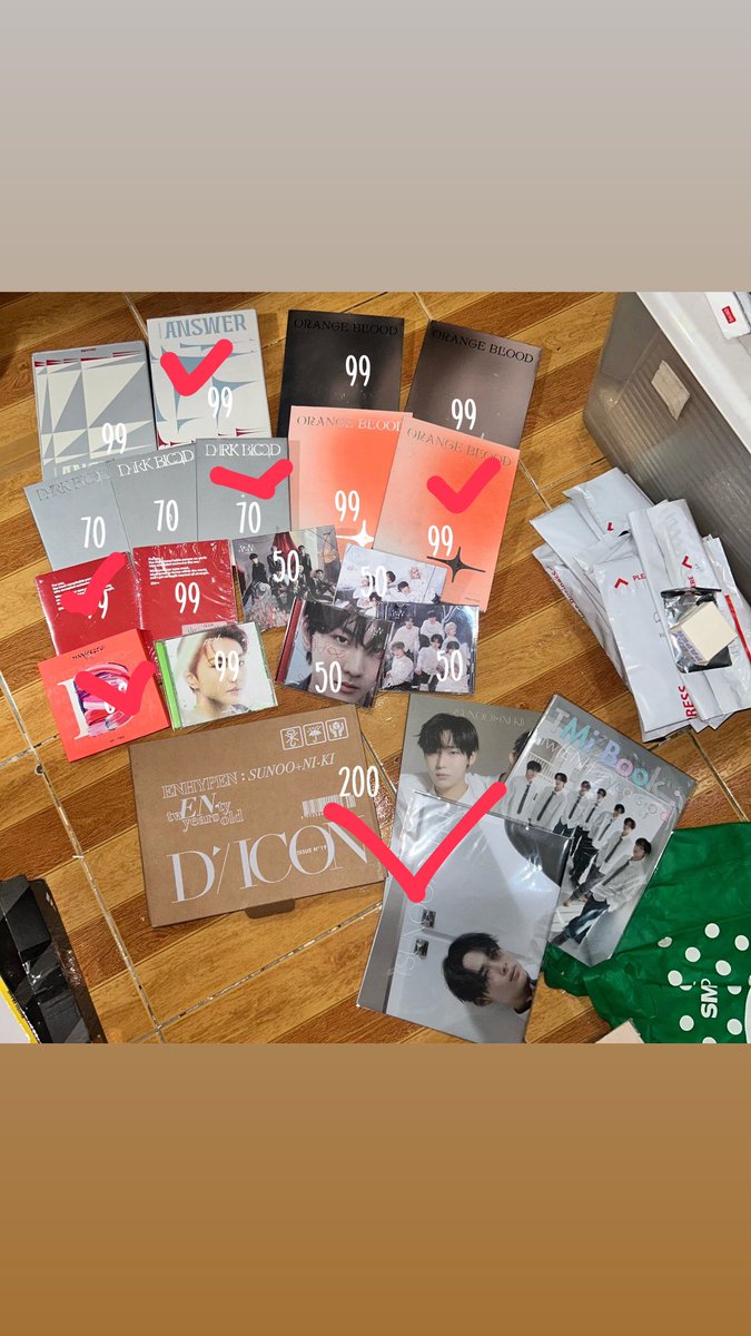 7acessmallshop's tweet photo. @jayities Mine all marked po https://t.co/wI3U0qRMcl