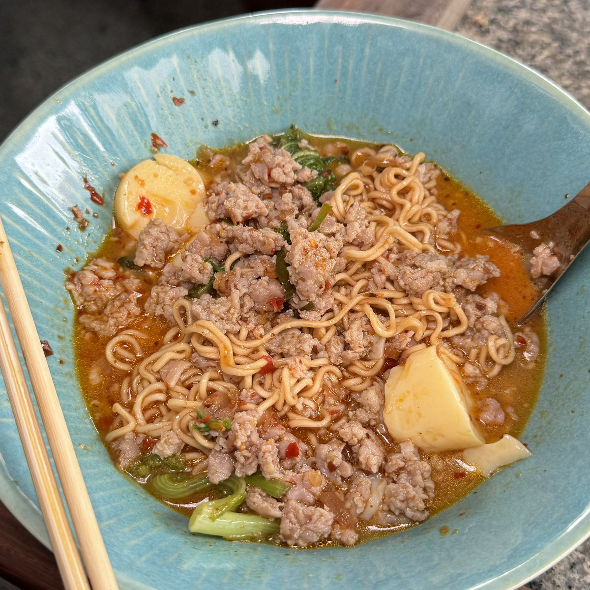 KP ตะลอนแหลก tweet media