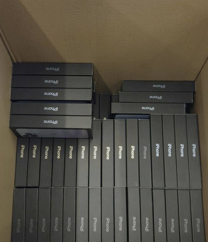 夏休みなのでiPhone支給します

大量にあるので参加者様
に片っ端から配布します

円安での高騰で買えない人も
多いと思うので無料で配ります

【お一人iPhone15 pro 】
フォローといいねとRT

48時間以内に配送します

ブラック、ホワイト、ブルー
希望の色をコメントして下さい