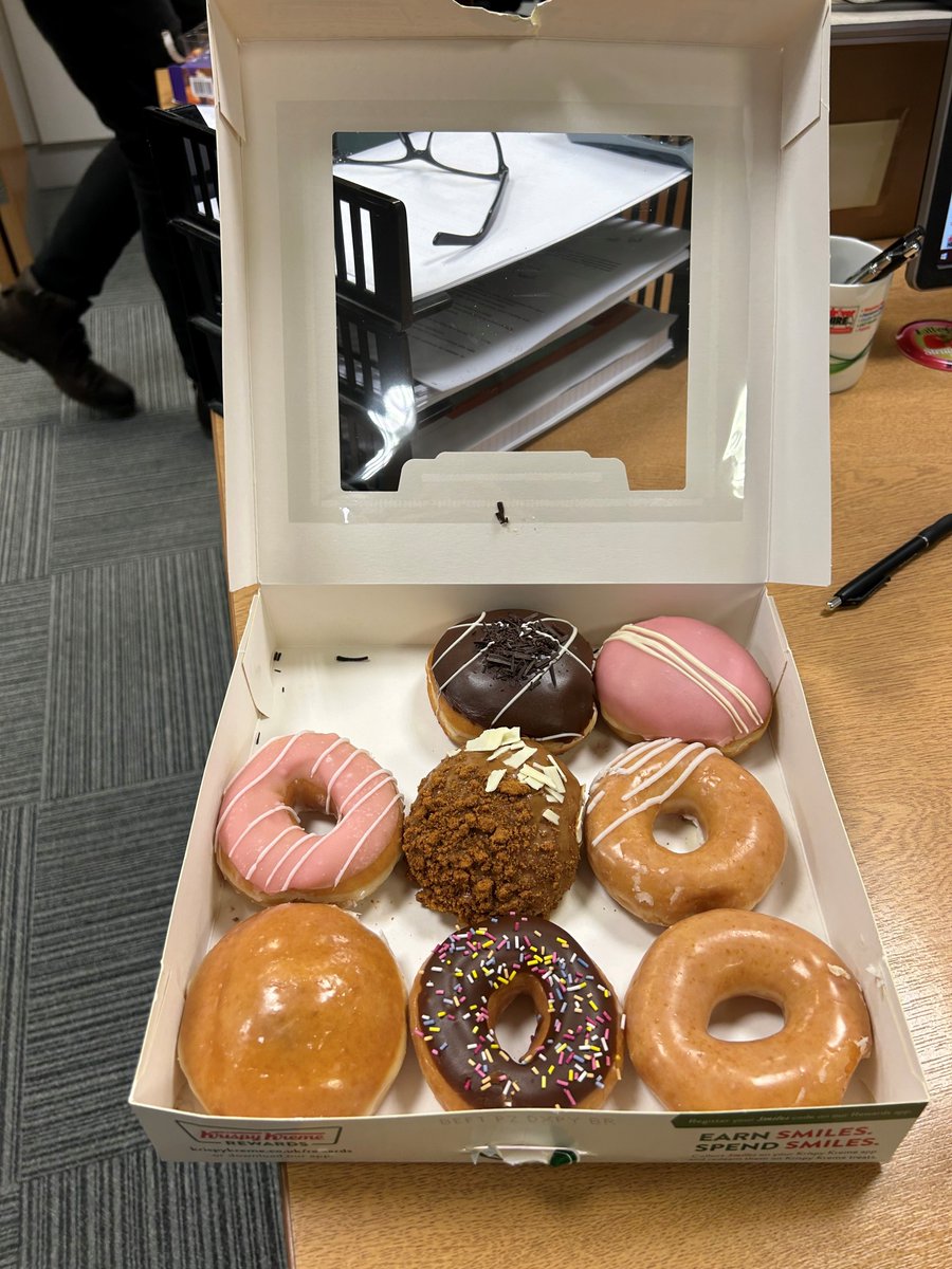 DriverhireE's tweet photo. 🚚Farewell, Mike!🍩 

Today, we bid a bittersweet farewell to our longest-serving driver, Mike. After 16 years of dedicated service💪

Of course he had to pinch one of the doughnuts and pester us for a last cuppa🍩🍮

Thank you for everything, Mike!🤍 https://t.co/txACN4DL8E