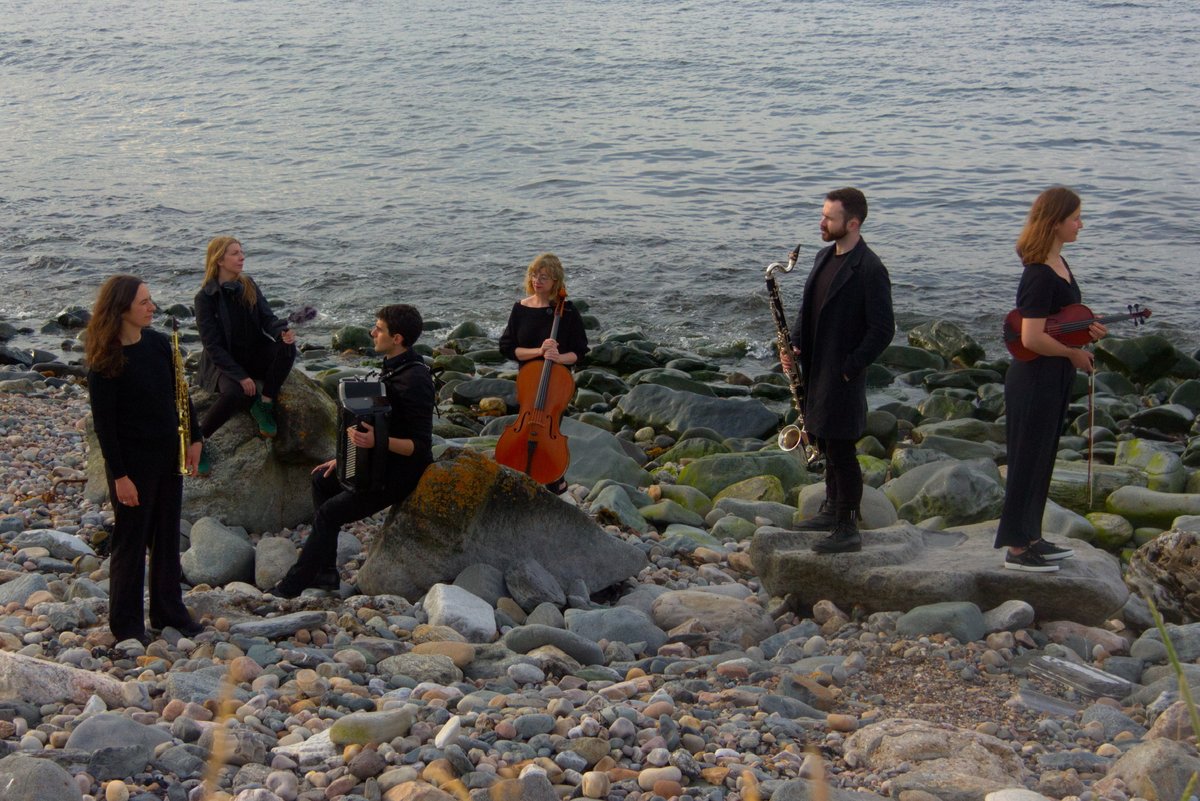 Findhorn Bay Arts (@findhornbayarts) on Twitter photo Marking her debut is Annabel Kershaw with #TheMarinersDaughter inspired by her experiences growing up in a coastal community in the North East of Scotland & her family heritage of women who were the daughters and wives of master mariners.
đź—“ Sat 28 Sep
🔗 findhornbayfestival.com/whats-on/2024/… Marking her debut is Annabel Kershaw with #TheMarinersDaughter inspired by her experiences growing up in a coastal community in the North East of Scotland & her family heritage of women who were the daughters and wives of master mariners.
đź—“ Sat 28 Sep
🔗 findhornbayfestival.com/whats-on/2024/…