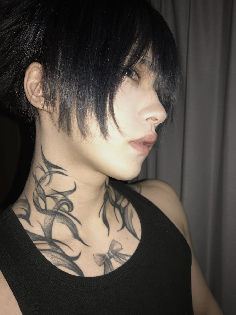 toa (@krskrskrs444) on Twitter photo 