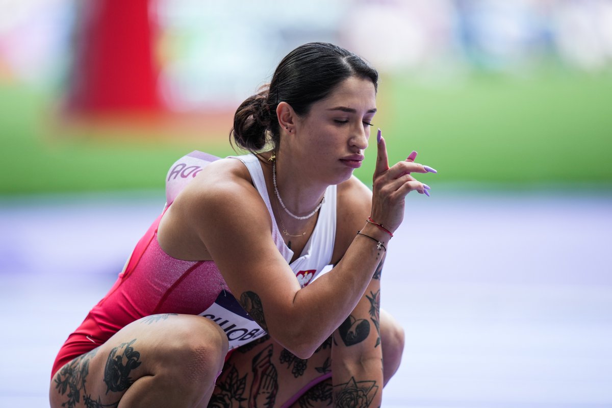 WorldAthletics's tweet photo. Ewa Swoboda is a mood 💅

She eases through the 100m heats with 10.99 😮‍💨

#Paris2024 https://t.co/IncoFWU9z8